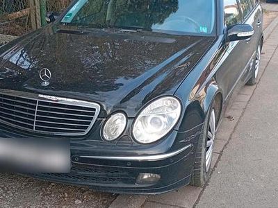 Gebraucht Mercedes E280 190 PS (139 kW) 2006 Schwarz Kombi