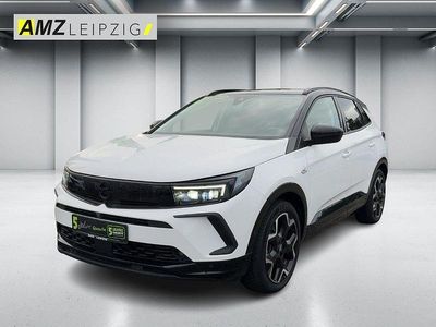 Gebraucht Opel Grandland X GS Line 300 PS (220 kW) 2022 Jade weiss/arktis weiss SUV