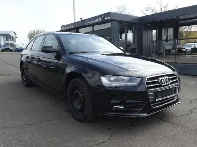 Używany Audi A4 Attraction 170 KM (125 kW) 2012 Czarny Kombi