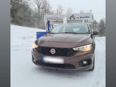 Gebraucht Fiat Tipo 90 PS (66 kW) 2020 Braun Kombi