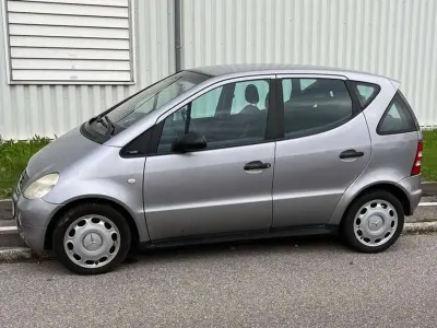 Gebraucht Mercedes A160 Classic 102 PS (75 kW) 2000 Silber Limousine