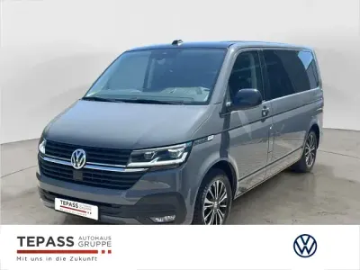 Gebraucht VW Multivan Edition 150 PS (110 kW) 2022 Grau Van / Kleinbus
