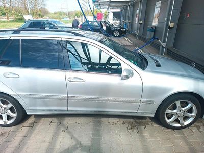 Usata Mercedes C320 224 CV (164 kW) 2005 Argento Station wagon