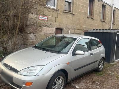 Gebraucht Ford Focus 103 PS (75 kW) 2001 Silber Coupé