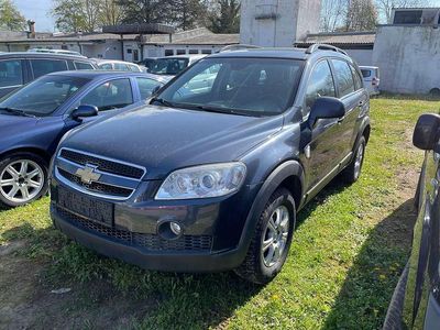 Usata Chevrolet Captiva LS 150 CV (110 kW) 2008 Grigio SUV