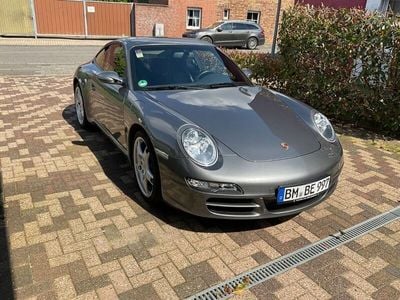 Porsche 911 Carrera