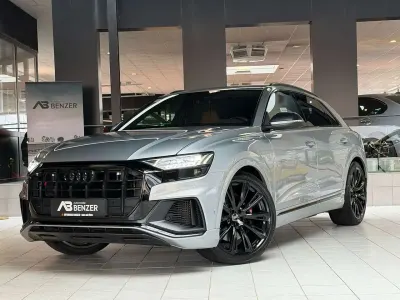 Usado Audi SQ8 Exclusive 507 HP (372 kW) 2023 Prateado SUV
