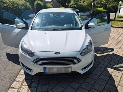 Gebraucht Ford Focus 125 PS (91 kW) 2016 Weiß Kombi