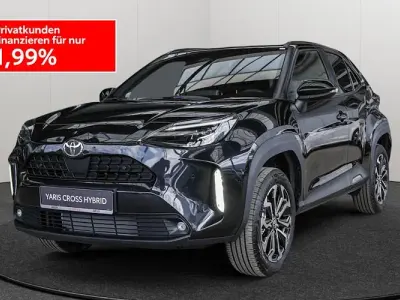 Neu Toyota Yaris Cross 130 PS (95 kW) 2025 Schwarz SUV