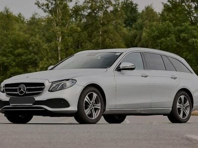 Mercedes E220