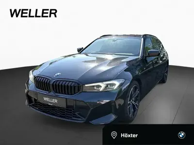 Gebraucht BMW 330 M Sport 245 PS (180 kW) 2023 Black sapphire (schwarz) Kombi