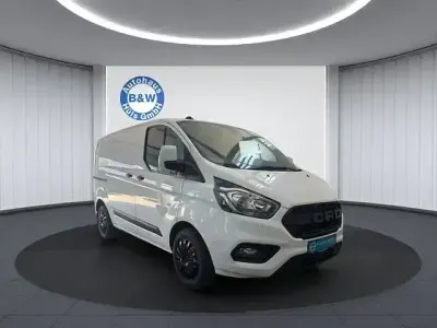 Gebraucht Ford Transit Custom Trend 131 PS (96 kW) 2019 Weiß Van / Kleinbus