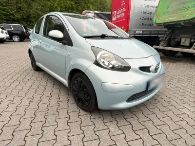Używany Toyota Aygo 68 KM (50 kW) 2007 Andere farben Hatchback