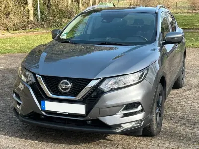 Gebraucht Nissan Qashqai N-Connecta 159 PS (116 kW) 2019 Grau SUV