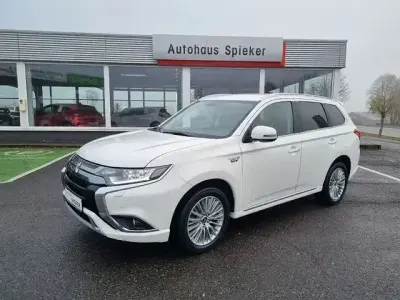 Brugt Mitsubishi Outlander P-HEV Basis 224 HK (164 kW) 2019 Hvid SUV