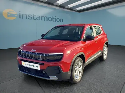 Begagnad Jeep Avenger EV 114 kW (156 HK) 2023 Röd SUV