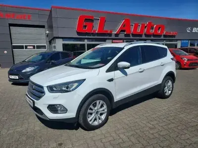 Gebraucht Ford Kuga 150 PS (110 kW) 2019 Weiß SUV
