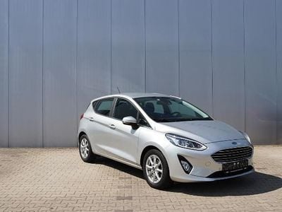 Polarsilber metallic Gebraucht 2018 Ford Fiesta Titanium Limousine | 13.990 € (Fairer Preis)