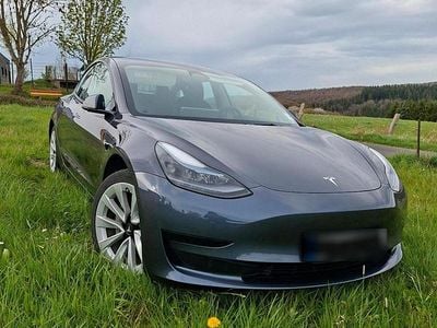Gebraucht Tesla Model 3 Standard Range 239 kW (325 PS) 2022 Grau Limousine