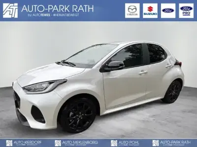 Neu Mazda 2 Homura-Line 116 PS (85 kW) 2025 Weiß Limousine