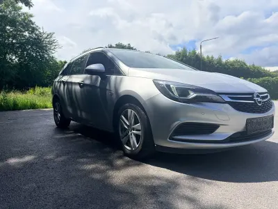 Gebraucht Opel Astra Business 110 PS (80 kW) 2019 Silber Kombi