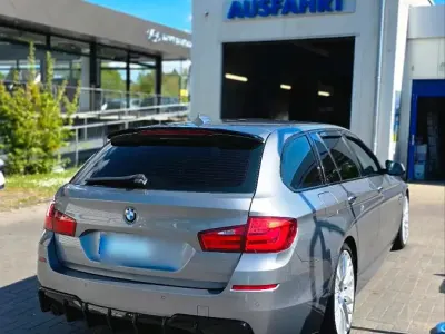 Gebraucht BMW 535 M Sport 313 PS (230 kW) 2012 Grau Kombi