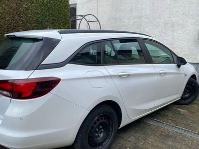 Gebraucht Opel Astra Active 110 PS (80 kW) 2016 Weiß Kombi