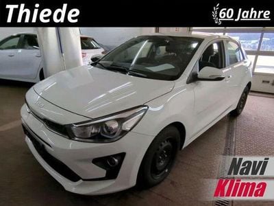 Gebraucht Kia Rio Vision 230 PS (169 kW) 2022 Clear white Limousine