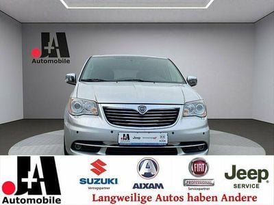 Gebraucht 2012 Lancia Voyager Van / Kleinbus | 17.900 € (Teuer)