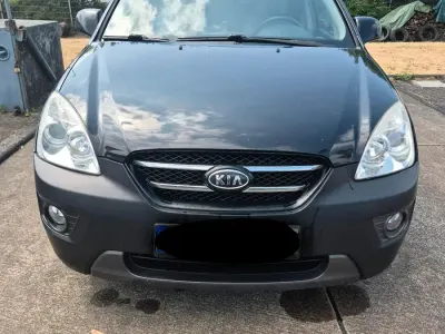 Gebraucht Kia Carens 140 PS (102 kW) 2008 Schwarz Van / Kleinbus