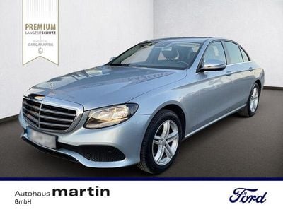 Gebraucht Mercedes E220 194 PS (142 kW) 2016 Diamantsilber Limousine