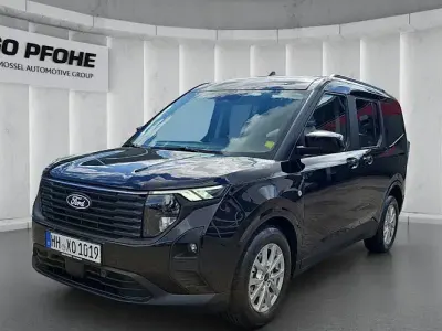 Gebraucht Ford Tourneo Courier Titanium 125 PS (91 kW) 2026 Schwarz Van / Kleinbus