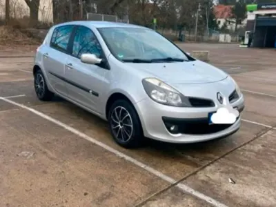 Gebraucht Renault Twingo 106 PS (77 kW) 2008 Silber Kleinwagen