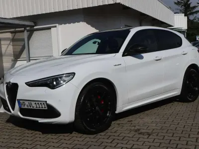 Gebraucht Alfa Romeo Stelvio Veloce 209 PS (153 kW) 2021 Weiß SUV