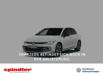 Gebraucht VW Golf VIII 150 PS (110 kW) 2025 Pure white Limousine