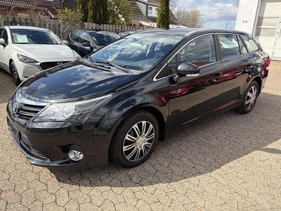 Gebraucht Toyota Avensis Life 124 PS (91 kW) 2012 Schwarz Kombi