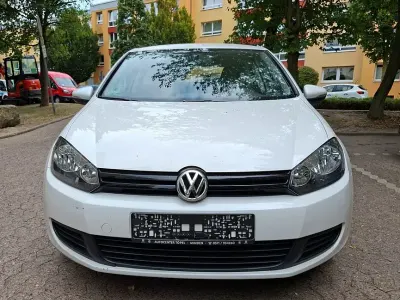 Gebraucht VW Golf VI Trendline 80 PS (58 kW) 2009 Weiß Limousine