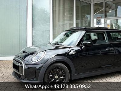 Second-hand Mini Cooper SE Classic 135 kW (184 CP) 2023 Negru Hatchback