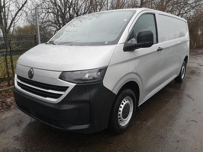 Neu VW T6.1 100 kW (136 PS) 2026 Light grey metallic Van