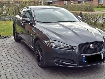 Second-hand Jaguar XF 200 CP (147 kW) 2014 Gri Berlinǎ