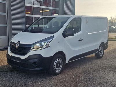 Gletscherweiss Gebraucht 2021 Renault Trafic Komfort Van / Kleinbus | 18.998 € (Fairer Preis)