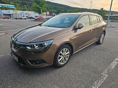Gebraucht Renault Mégane IV Intens 116 PS (85 kW) 2017 Braun Limousine