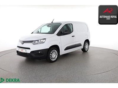 Gebraucht Toyota Proace City City 102 PS (75 kW) 2024 Weiss Van / Kleinbus