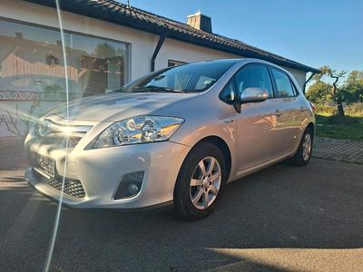 Toyota Auris Hybrid