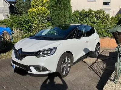 Gebraucht Renault Scenic E-Tech Intens 132 PS (97 kW) 2017 Weiß Van / Kleinbus