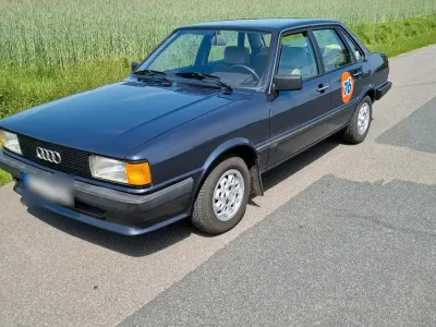 Occasion Audi 80 54 ch (39 kW) 1984 Bleue Berline