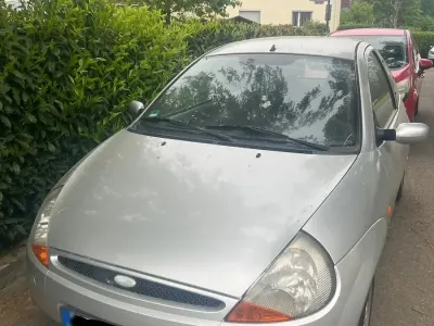 Usata Ford Ka Futura 60 CV (44 kW) 2002 Argento Utilitaria