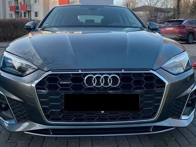 Grau Gebraucht 2020 Audi A5 Sportback S-Line Kleinwagen | 35.500 € (Etwas zu teuer)