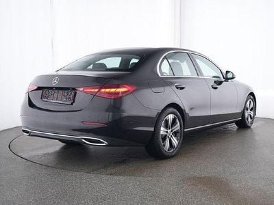 Schwarz Gebraucht 2024 Mercedes C220 Avantgarde Limousine | 42.270 € (Fairer Preis)