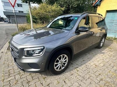 Gebraucht Mercedes GLB200 Progressive 163 PS (119 kW) 2021 Grau SUV